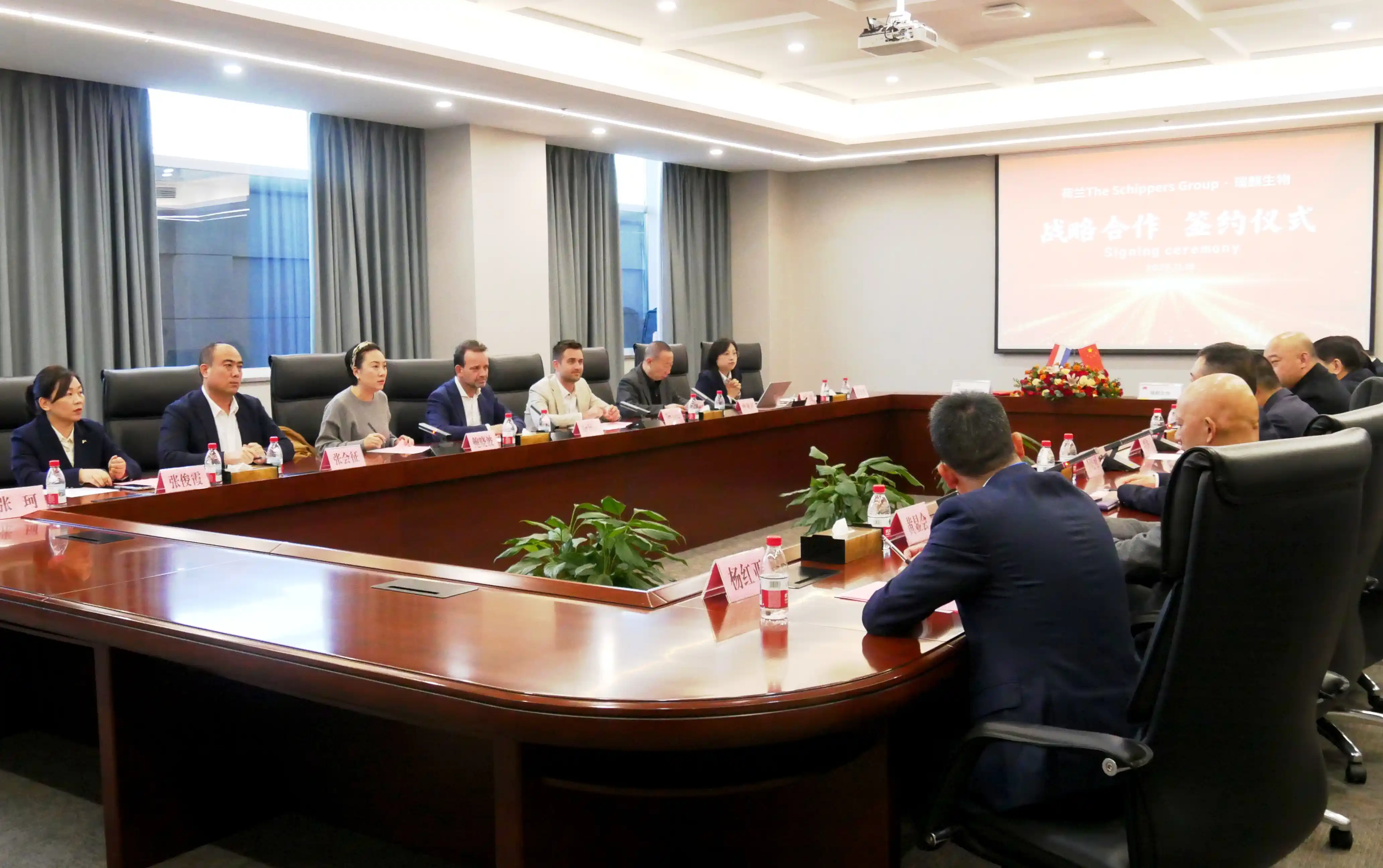 1763976852 ff8ca5265df6c80cd10cb3b94d195577